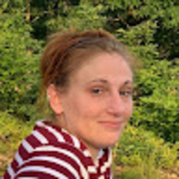 Meet your Posher, Michaela - Picture 1 of 1